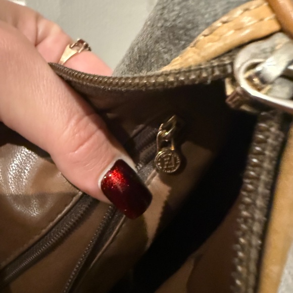 Authentic Fendi bag. Gray suede and leather lining and trim - Picture 8 of 8